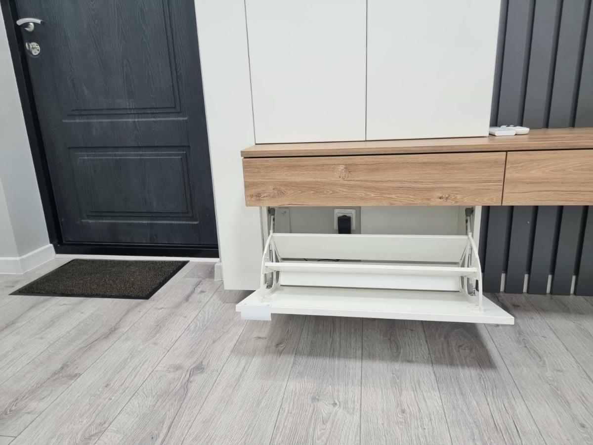 Center, Albisoara Str., 1Bedroom And Living With Balcony 基希讷乌 外观 照片